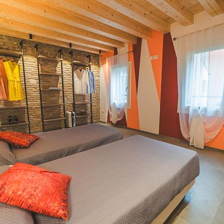 Battisti Hospitality - Si, Viaggiare Apartment คิออกเจีย ภายนอก รูปภาพ